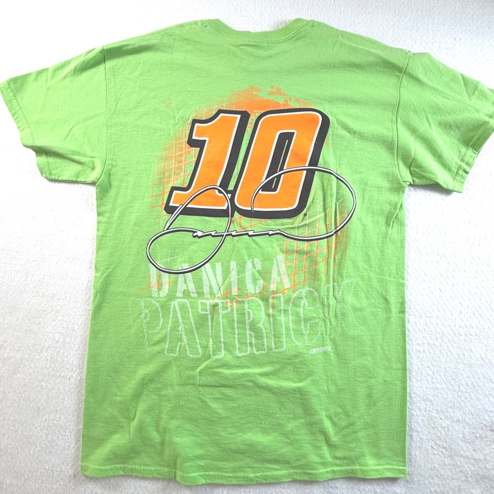 Danica Patrick NASCAR T-Shirt Mens Medium Green GoDaddy Racing Graphic Tee - Picture 3 of 7